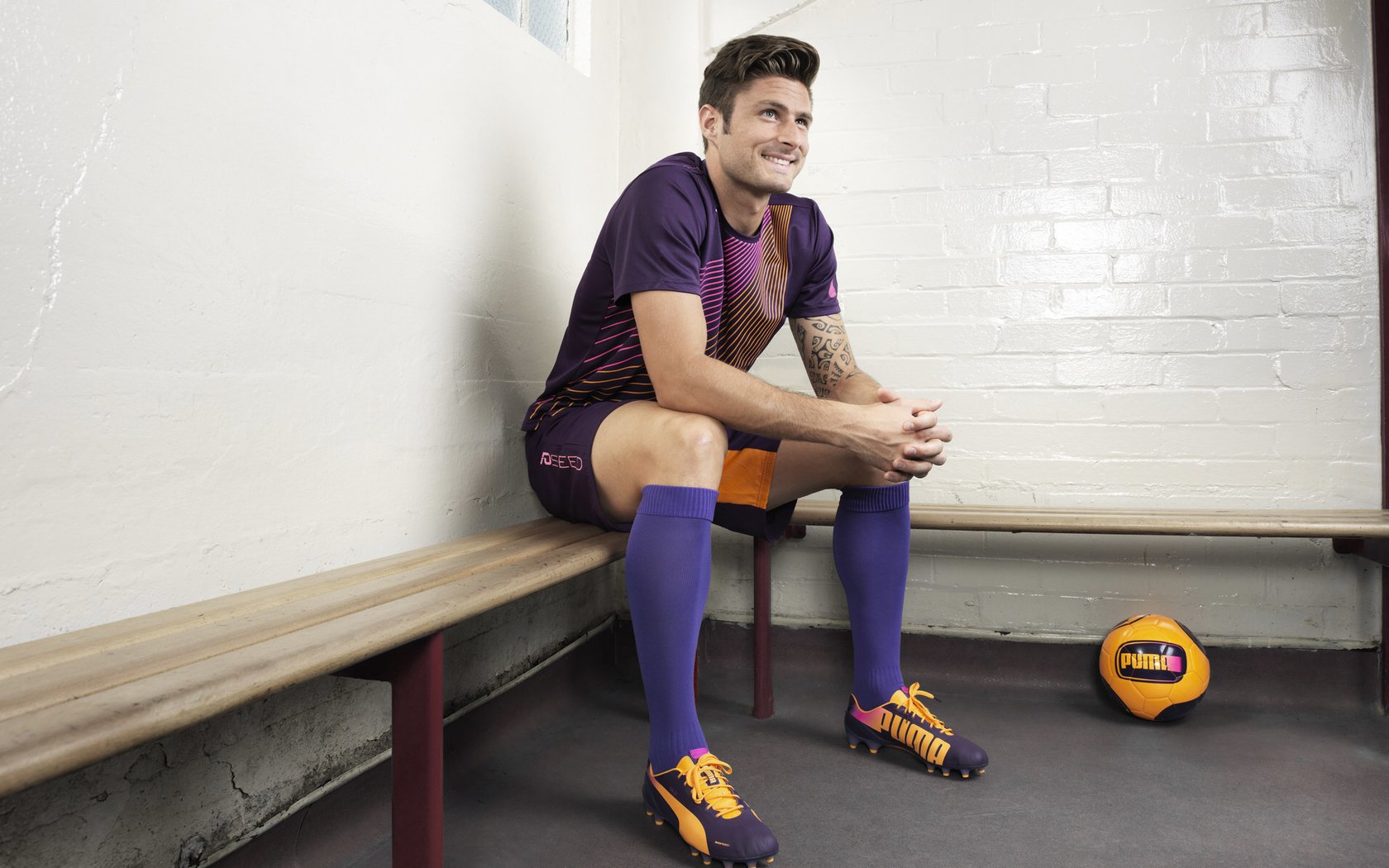 纳达尔鏖战五盘险胜德约科维奇 第15次晋级法网四强